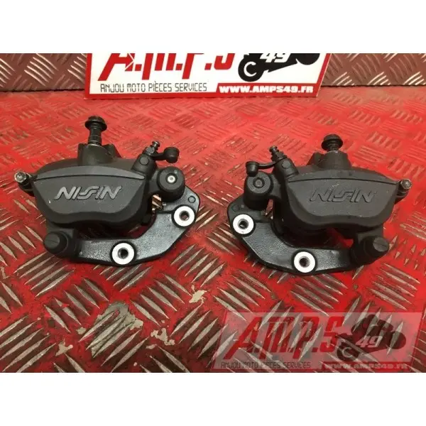 Paire d'étrier de frein avantZ65017EN-286-VGH0-D2369965used