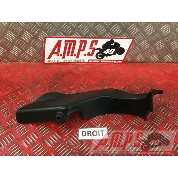 Cache sous reservoir droitF367512CH-592-QBH5-B0377907used