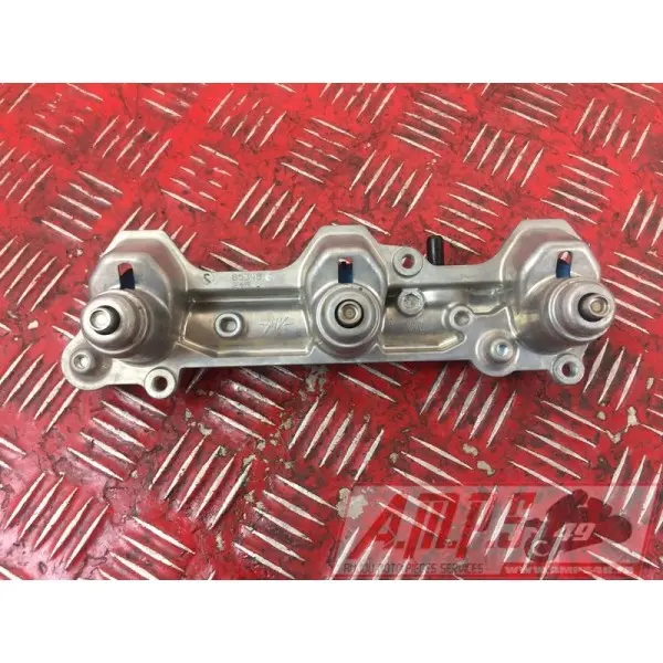 Rampe d'injection secondaire MV Agusta F3 675 800 2012 à 2017F367512CH-592-QBH5-B0378031used