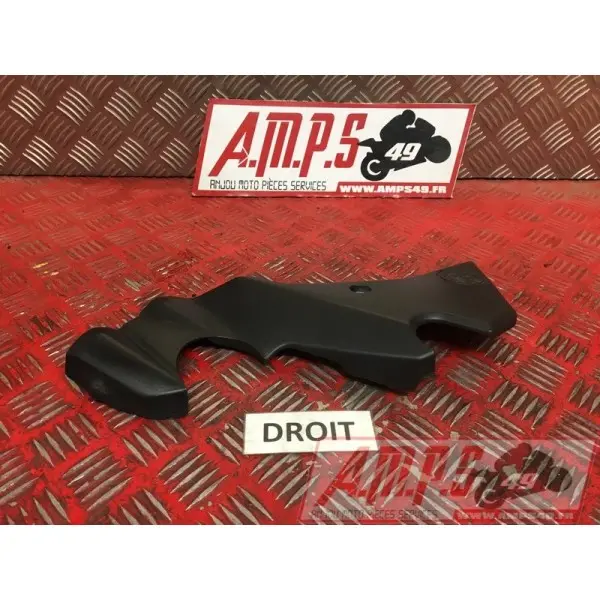 Cache plastique droitER6N15DY-045-EHH0-C0383095used