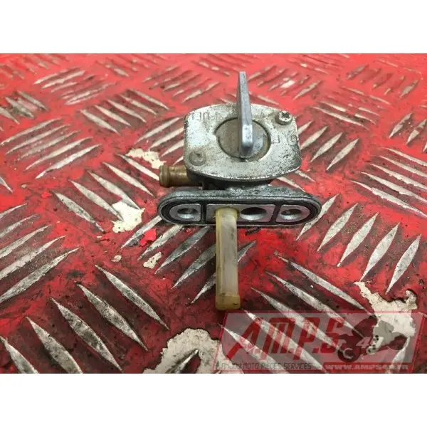 Robinet a carburant Yamaha 1000 FZS 2001 à 2005FZS1000034563GT90H0-C2397431used