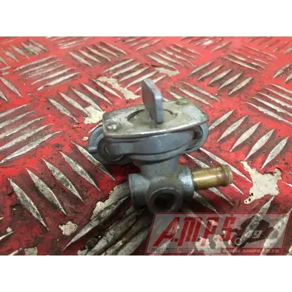 Robinet a carburant Yamaha 1000 FZS 2001 à 2005FZS1000034563GT90H0-C2397431used