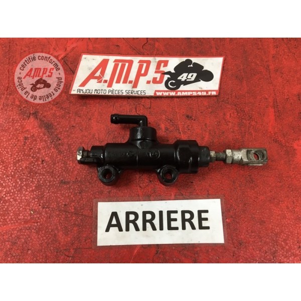 Maitre cylindre de frein arriereSTREET67510AR-977-ZWH9-D01339753used