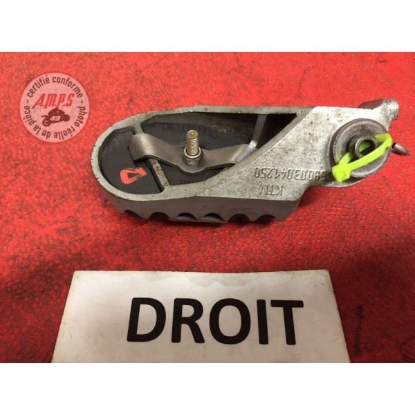 Repose pied droitSMT99010AR-306-EEH9-C11340969used