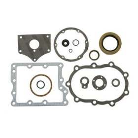 Trasmission set with oil seal