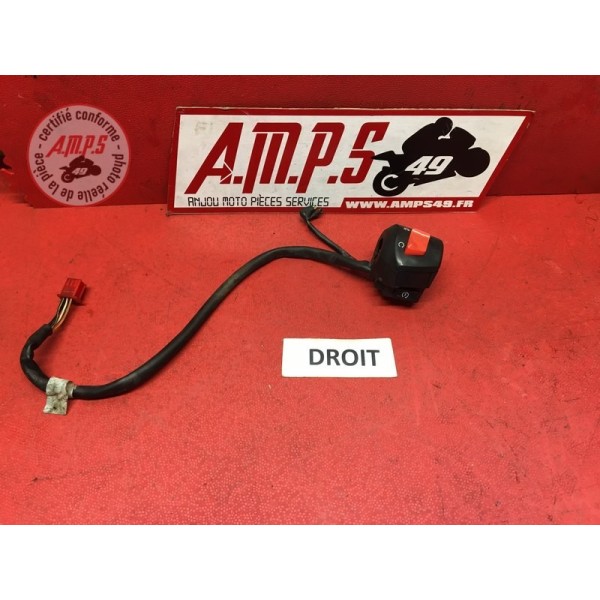 Commodo droitCBR95402AH-650-BXTH3-A31347975used