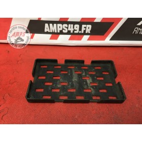 Cache plastique sous batterieGSXR100008AM-400-VWTH2-B51354653used