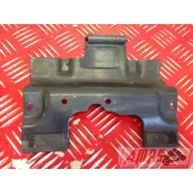 Cache plastique sur moteur ER6 06 07 08