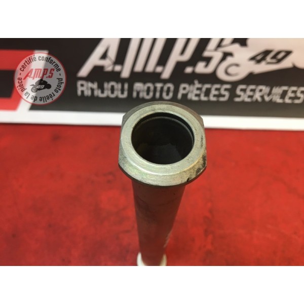 Axe de roue arriereMT09SP22GH-885-ZETH2-C21356421used