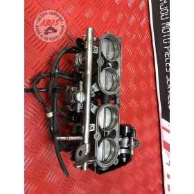 Rampe d'injectionFZ107CW-929-JZB8-A21356721used