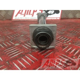 Axe de roue arriere Suzuki 750 GSXR SRAD 1996 1997