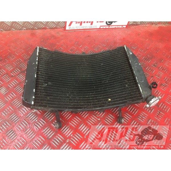 Radiateur d'eau Yamaha R1 2004 à 2006 5VYR104BR-819-ZFH1-C5546779used