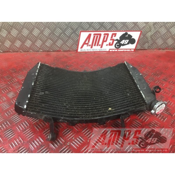 Radiateur d'eau Yamaha R1 2004 à 2006 5VYR104BR-819-ZFH1-C5546779used