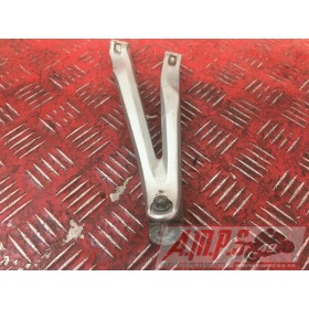 Platine repose pied passager gauche Yamaha R1 2004 à 2006 5VY
