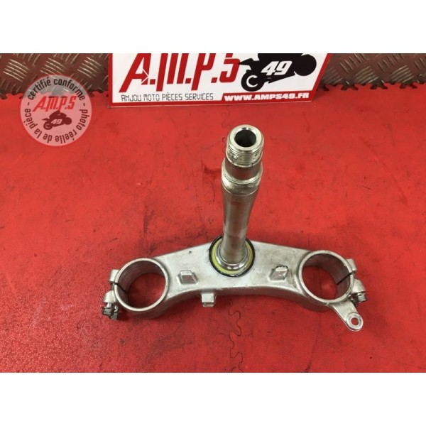 Te de fourche inférieurGSXR130010BB-295-HEH8-E31365779used