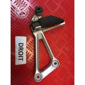 Platine repose pied passager droiteCBR50013CT-323-QBH9-C51369873used