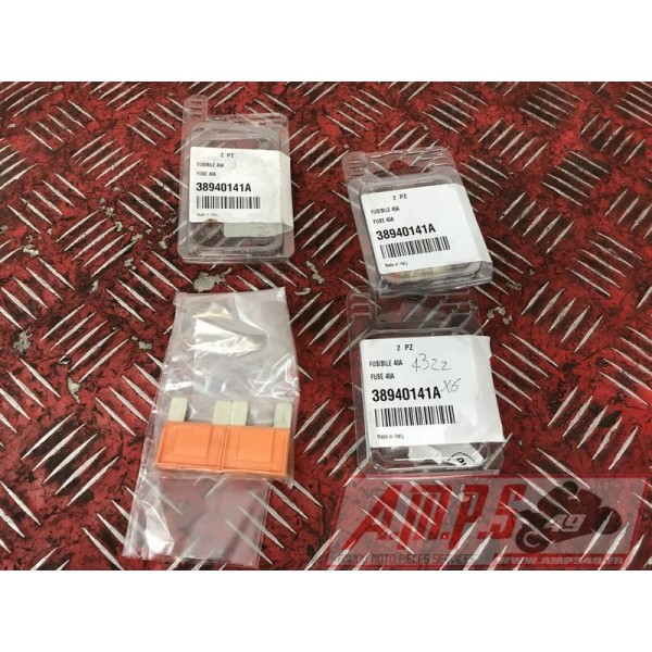 38940141A Fusible 40a - pièce moto occasion