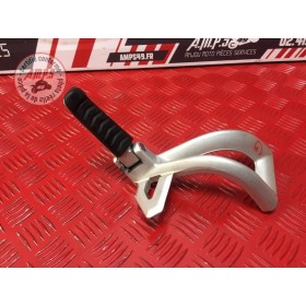 Platine repose pied passager gauche Triumph 1050 TIGER 2007 à 2012