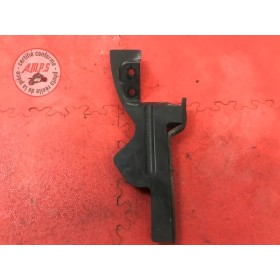 Cache plastique avant droit 