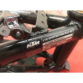 Cadre avec carte grise 