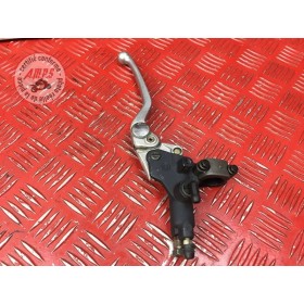 Maitre cylindre de frein avant 