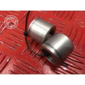 Entretoise de roue avant