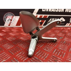 Platine repose pied droite 