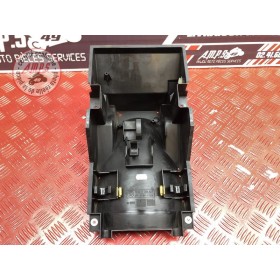 Support plastique boucle arrière 