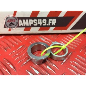 Entretoise de roue avant