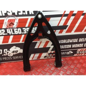 Triangle d'amortisseur avant 