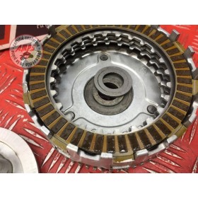 Cloche d'embrayage avec disque sans noix 