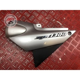 Cache plastique sous selle gauche 