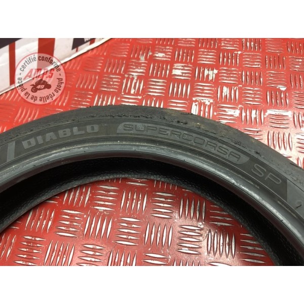 Pneu Pirelli Supercorsa SP 120-70-ZR17 