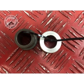 Entretoise d'axe de roue arriere