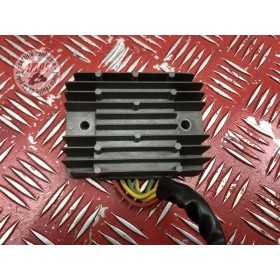 Regulateur de tension 