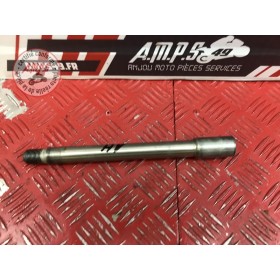 Axe de roue avant