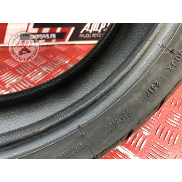 Michelin Road 3  160-60-17 dot 2317 10% 