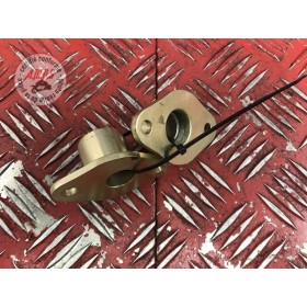 Entretoise d'axe de bras oscillant