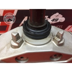 Te de fourche inférieur