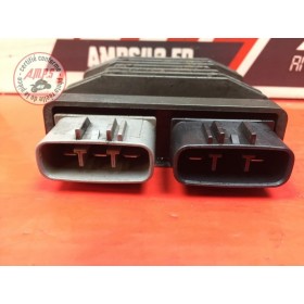 Regulateur de tension 