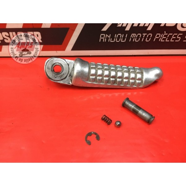 Repose pied passager gauche 