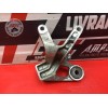 Platine repose pied passager droite