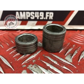 Entretoise de roue avant