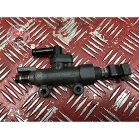 Maitre cylindre de frein arriere