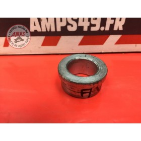 Entretoise de roue avant