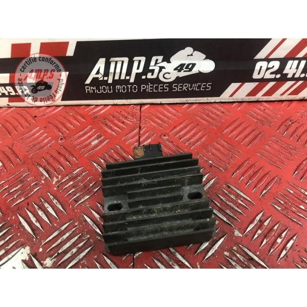 Regulateur de tension