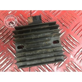 Regulateur de tension 