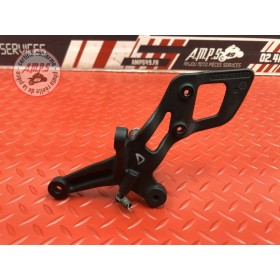 Platine repose pied droite 