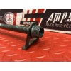 Axe de roue arriere