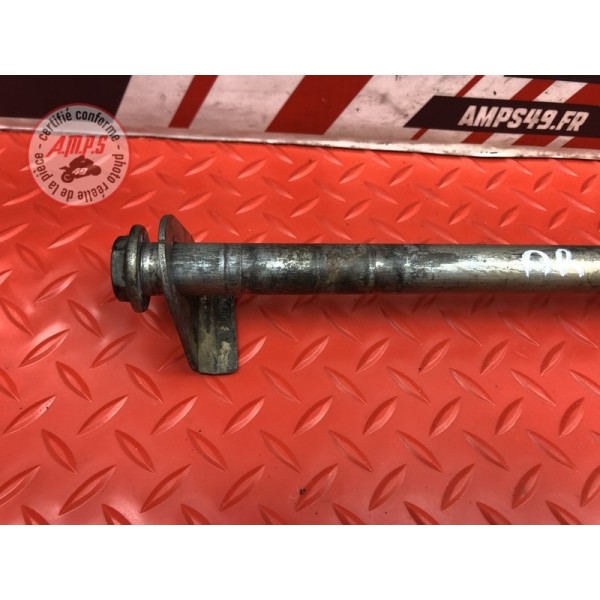 Axe de roue arriere 